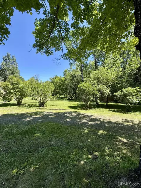 Exterior - 4905 Co Rd Pi, Ishpeming, MI 49849 photo 8 of 18