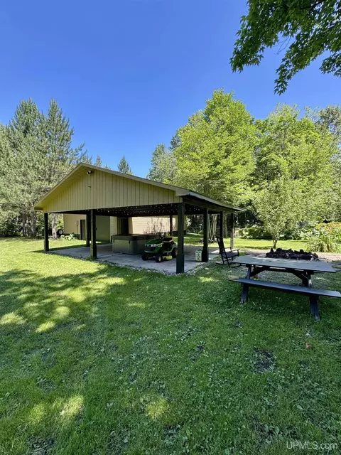 Exterior - 4905 Co Rd Pi, Ishpeming, MI 49849 photo 2 of 18