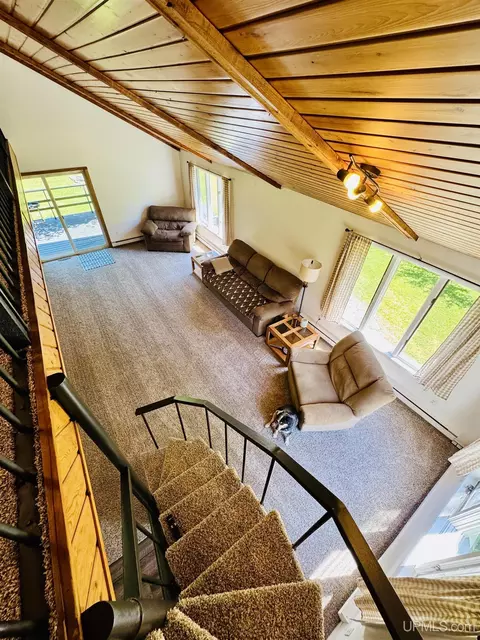 Living - 4905 Co Rd Pi, Ishpeming, MI 49849 photo 5 of 5