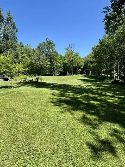 Exterior - 4905 Co Rd Pi, Ishpeming, MI 49849 photo 3 of 18