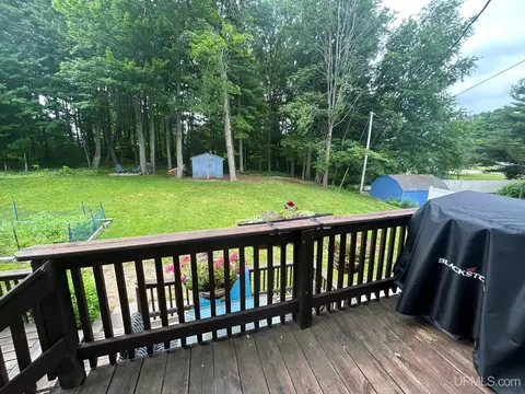 Exterior - e9415 Maple Street, Munising, MI 49862 photo 3 of 8