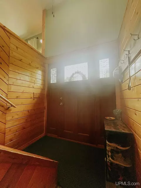 Entry Way - e9415 Maple Street, Munising, MI 49862 photo 3 of 3