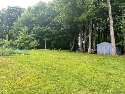 Exterior - e9415 Maple Street, Munising, MI 49862 photo 6 of 8