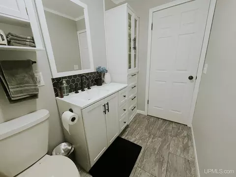 Bath - e9415 Maple Street, Munising, MI 49862 photo 2 of 3