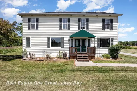 4430 Tittabawassee, Saginaw, MI 48604