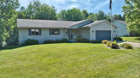 Exterior - 3230 Kings Brk, Flushing, MI 48433 photo 12 of 12