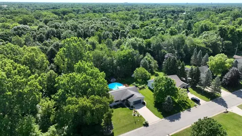 View/Area - 3230 Kings Brk, Flushing, MI 48433 photo 7 of 8