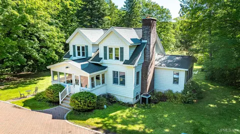51780 Canal, Houghton, MI 49931