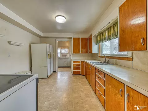 Kitchen - 132 Godfroy, Monroe, MI 48162 photo 1 of 5