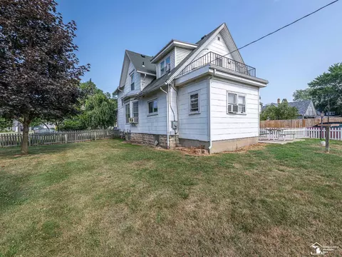 Exterior - 132 Godfroy, Monroe, MI 48162 photo 7 of 8