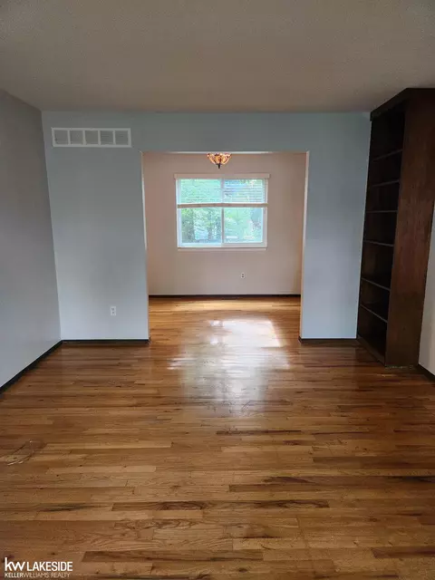 3391 Eagle, Troy, MI 48083 photo 13