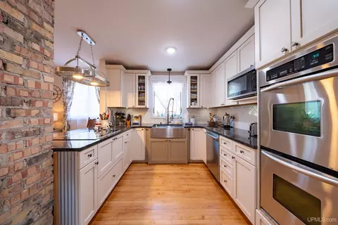 Kitchen - 212 W Munising, Munising, MI 49862 photo 1 of 10