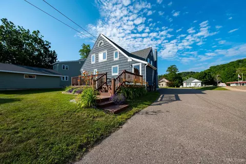 Exterior - 212 W Munising, Munising, MI 49862 photo 5 of 9