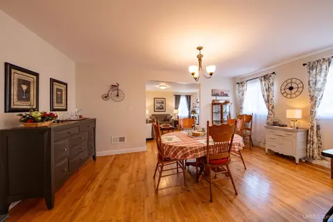 Dining - 212 W Munising, Munising, MI 49862 photo 3 of 4