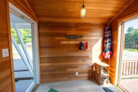 Entry Way - 212 W Munising, Munising, MI 49862 photo 3 of 8