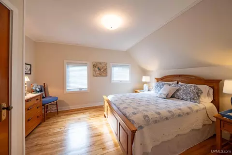 Bedroom - 212 W Munising, Munising, MI 49862 photo 4 of 8