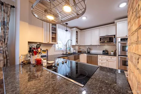 Kitchen - 212 W Munising, Munising, MI 49862 photo 9 of 10