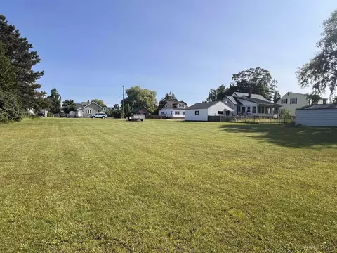 615 Park, Manistique, MI 49854