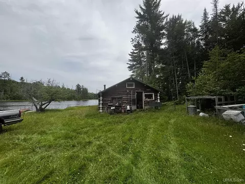 5349 Granite Lk, Republic, MI 49879