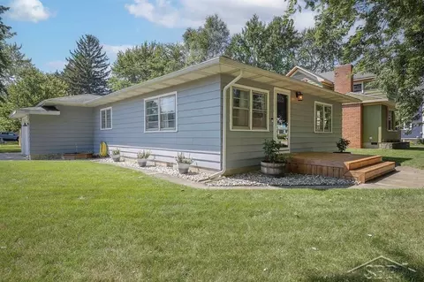 236 Cedar, Breckenridge, MI 48615