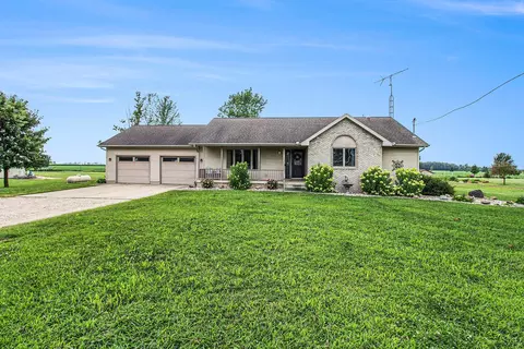 17260 E New, Lothrop, MI 48460