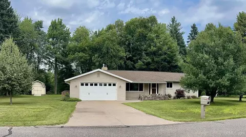101 Ridge, Marquette, MI 49855