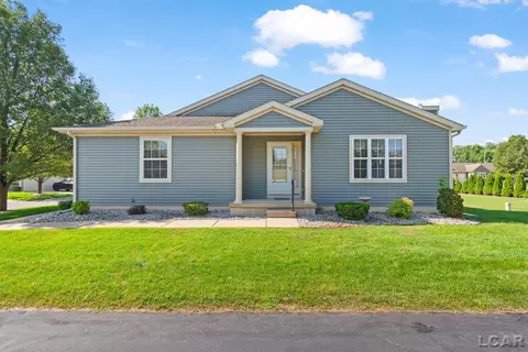 2528 Krause Dr, Adrian, MI 49221
