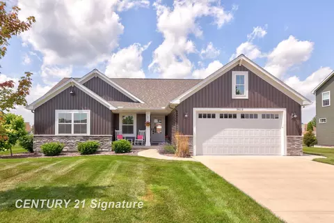 3615 Coachmans Rdg, Saginaw, MI 48603