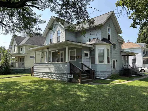 1814 E Ganson, Jackson, MI 49202 photo 4