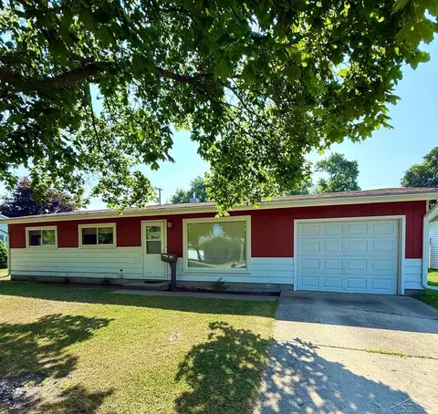 337 Tenth, Sebewaing, MI 48759