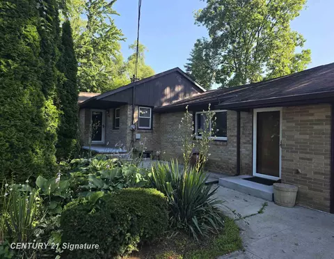 13547 Dixie, Birch Run, MI 48415