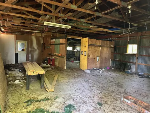4550 Snover, Deckerville, MI 48427 photo 2