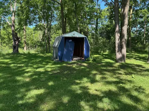 4550 Snover, Deckerville, MI 48427 photo 3