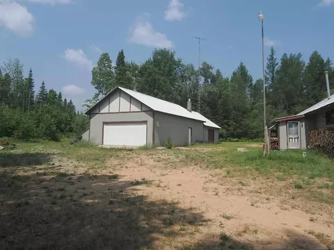 Exterior - 9976 S Salt Pt, Eckerman, MI 49728 photo 11 of 16