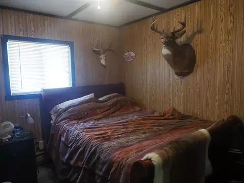 Bedroom - 9976 S Salt Pt, Eckerman, MI 49728 photo 5 of 9
