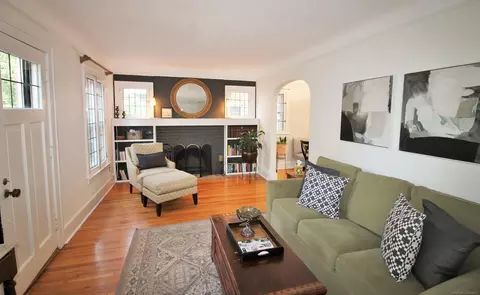 395 Mt Vernon, Grosse Pointe Farms, MI 48236 photo 5