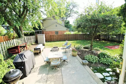 395 Mt Vernon, Grosse Pointe Farms, MI 48236 photo 30