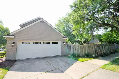 395 Mt Vernon, Grosse Pointe Farms, MI 48236 photo 35