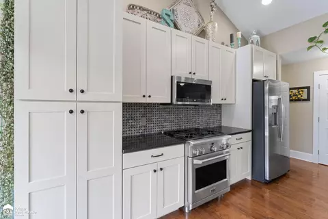 Kitchen - 2110 Lochnayne, Davison, MI 48423 photo 1 of 4