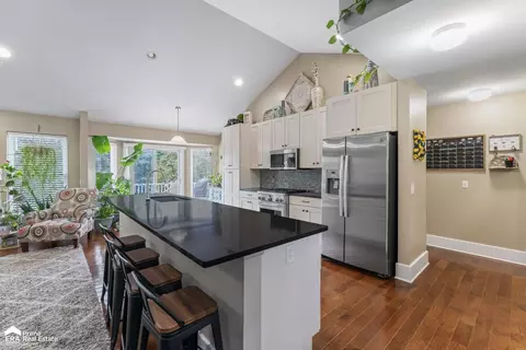 Kitchen - 2110 Lochnayne, Davison, MI 48423 photo 3 of 4