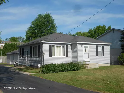 335 N Third, Freeland, MI 48623