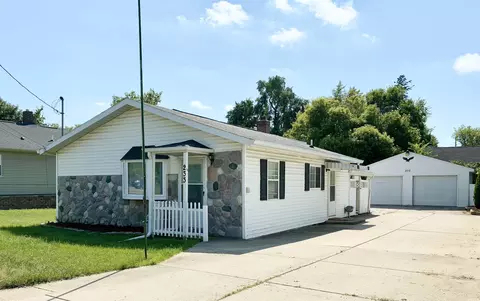 233 N Rosemary, Lansing, MI 48917