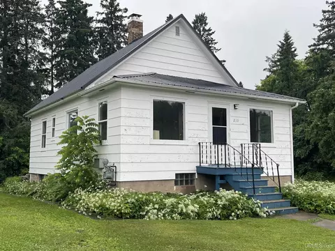235 W Oak, Ironwood, MI 49938