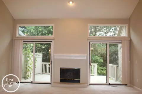 16876 Pebble, Macomb, MI 48042 photo 11