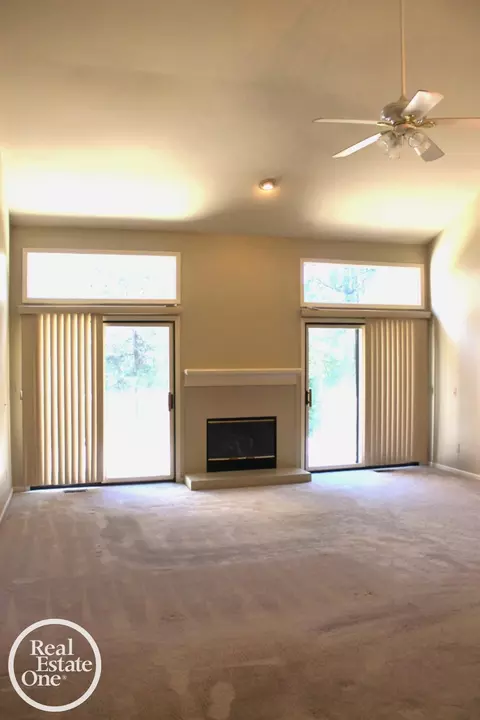 16876 Pebble, Macomb, MI 48042 photo 10
