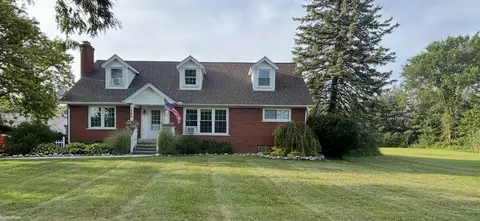 7566 Marine City Hwy, Casco, MI 48064