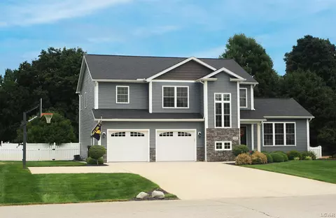 Exterior - 3199 Pender, Adrian, MI 49221 photo 2 of 7