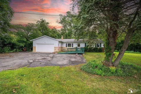 3434 S Otter Crk, La Salle, MI 48145