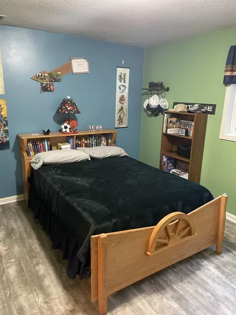 Bedroom - 701 Forest, Clare, MI 48617 photo 4 of 4