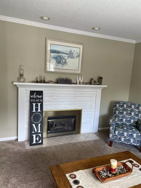 Living - 701 Forest, Clare, MI 48617 photo 2 of 2